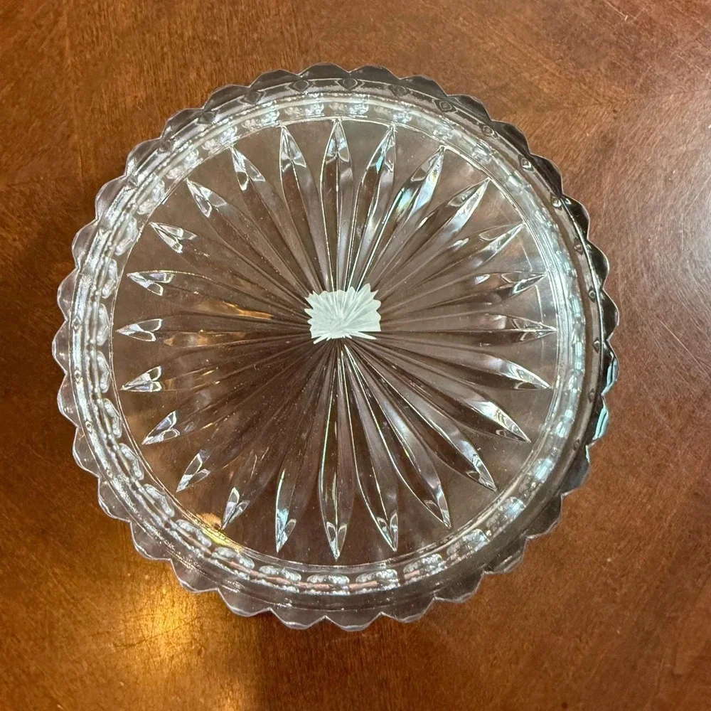 vtg Studio Nova Golden Poinsettia Round Covered Box Crystal Glass‎ Japan w/ Box